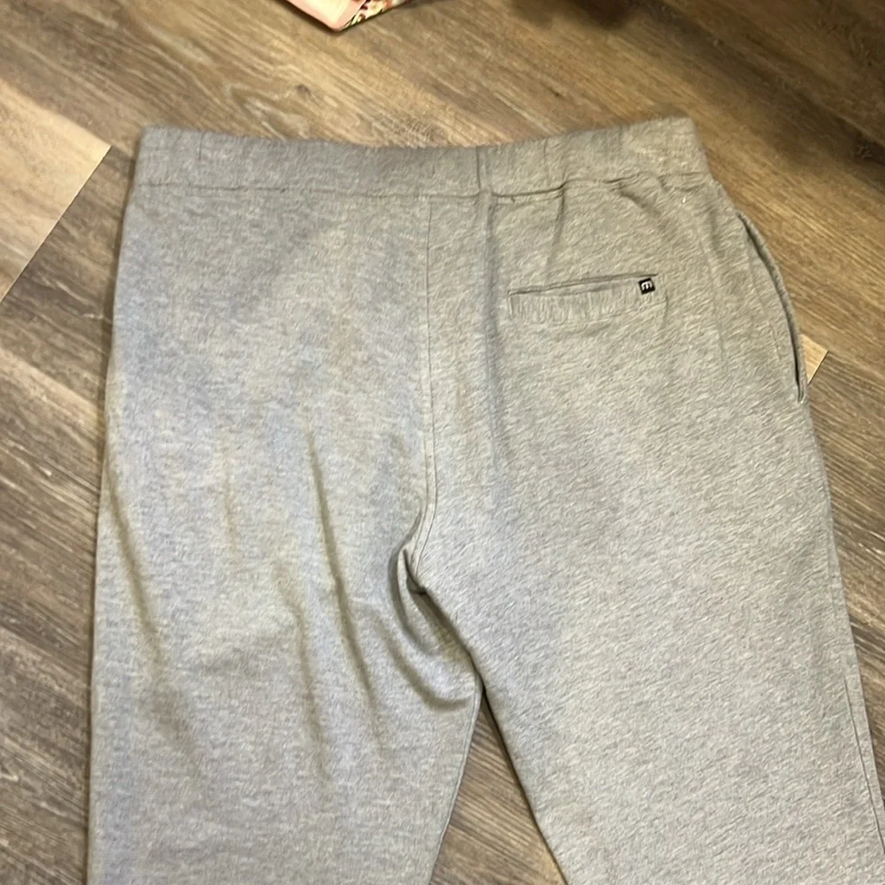 Travis Matthew men’s gray modal cotton blend joggers size XL - Picture 4 of 7